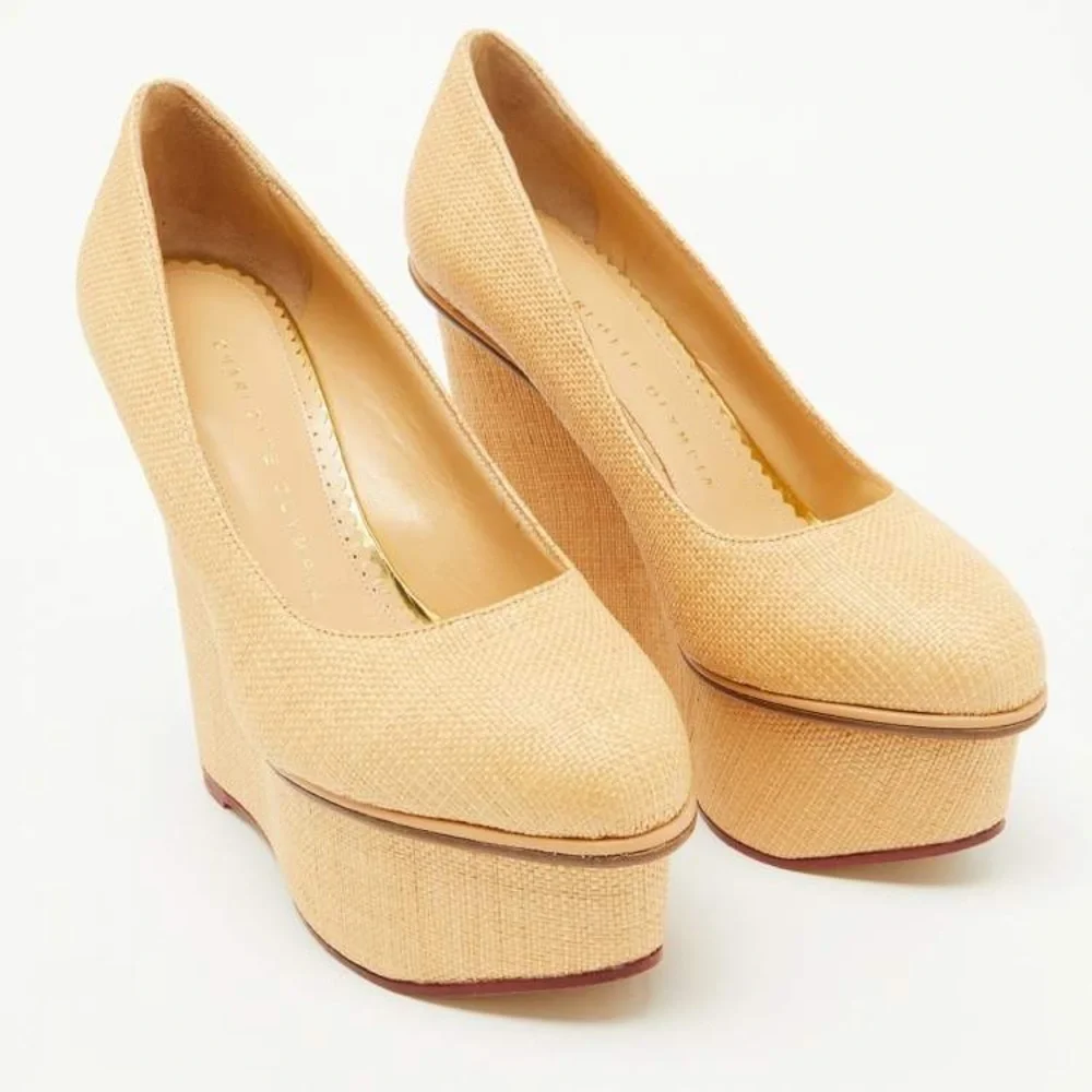Charlotte Olympia
130mm leather Carmen pumps - Picture 8 of 10